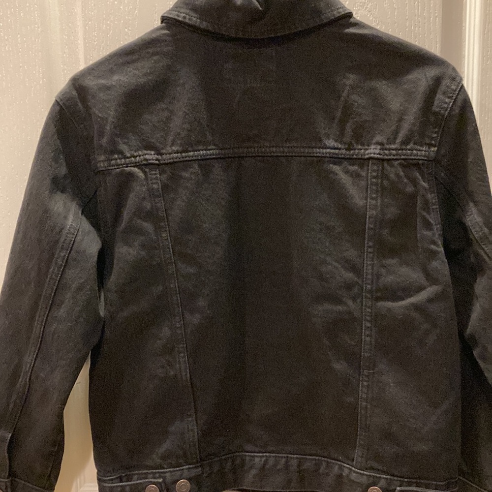Old Navy Gender-Neutral Black Jean Trucker Jacket for Kids New With Tag - Picture 3 of 3